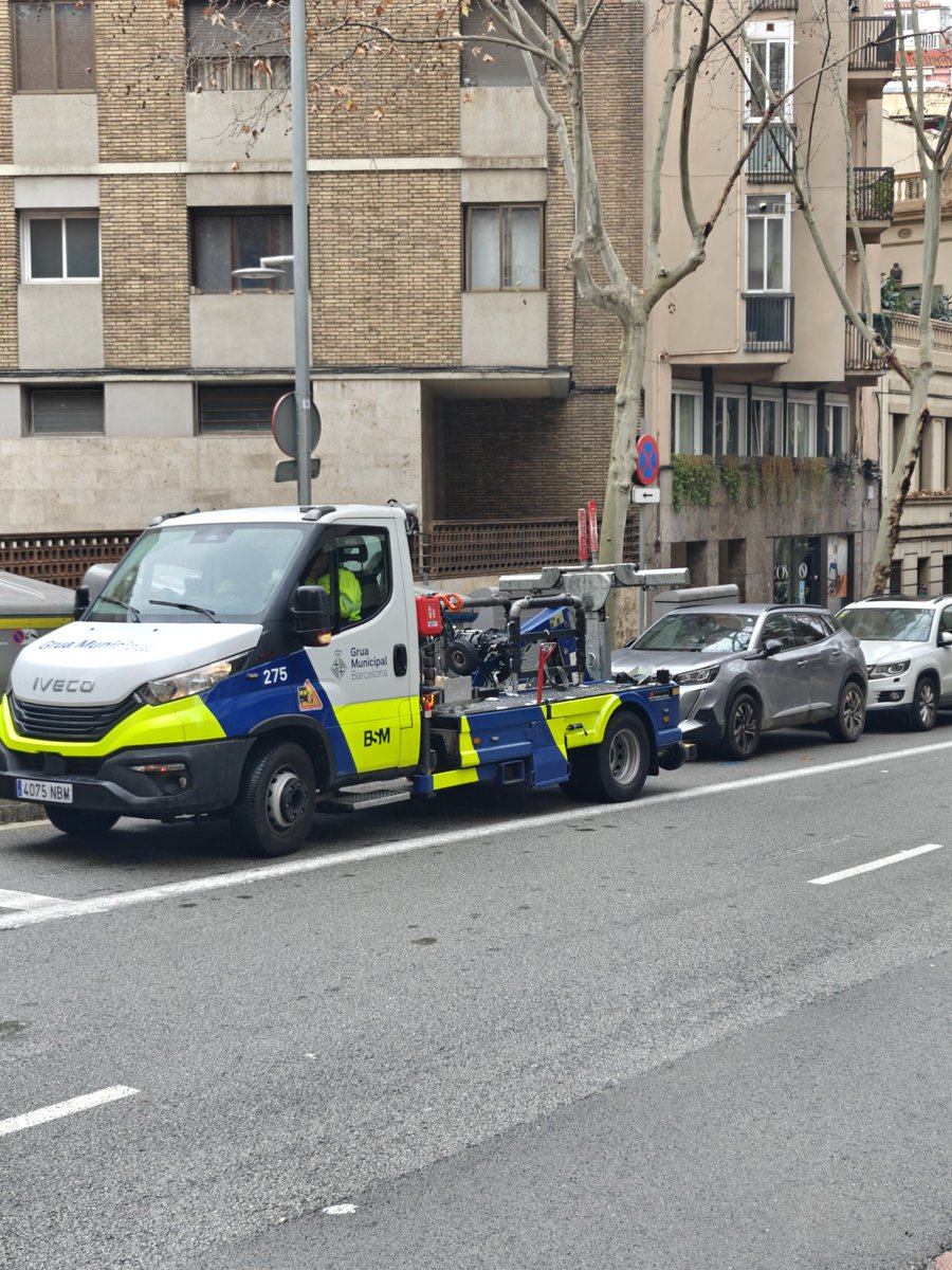 jsolerdb's tweet photo. @antiradarcatala @bcn_ajuntament @GUBBarcelona  ni el dia de Nadal ens deixen tranquils. https://t.co/UJk3JglKt4