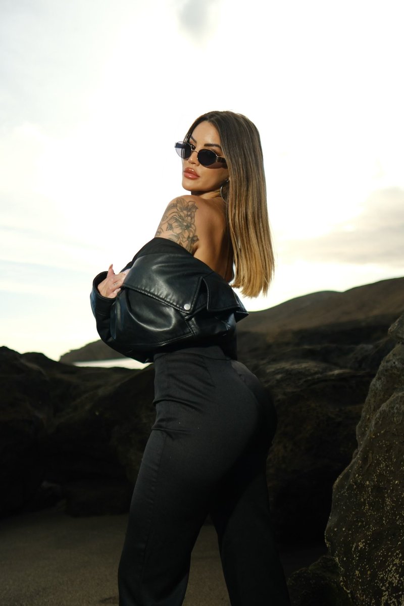 NoaGoddess_'s tweet image. Mi regalo de navidad YA