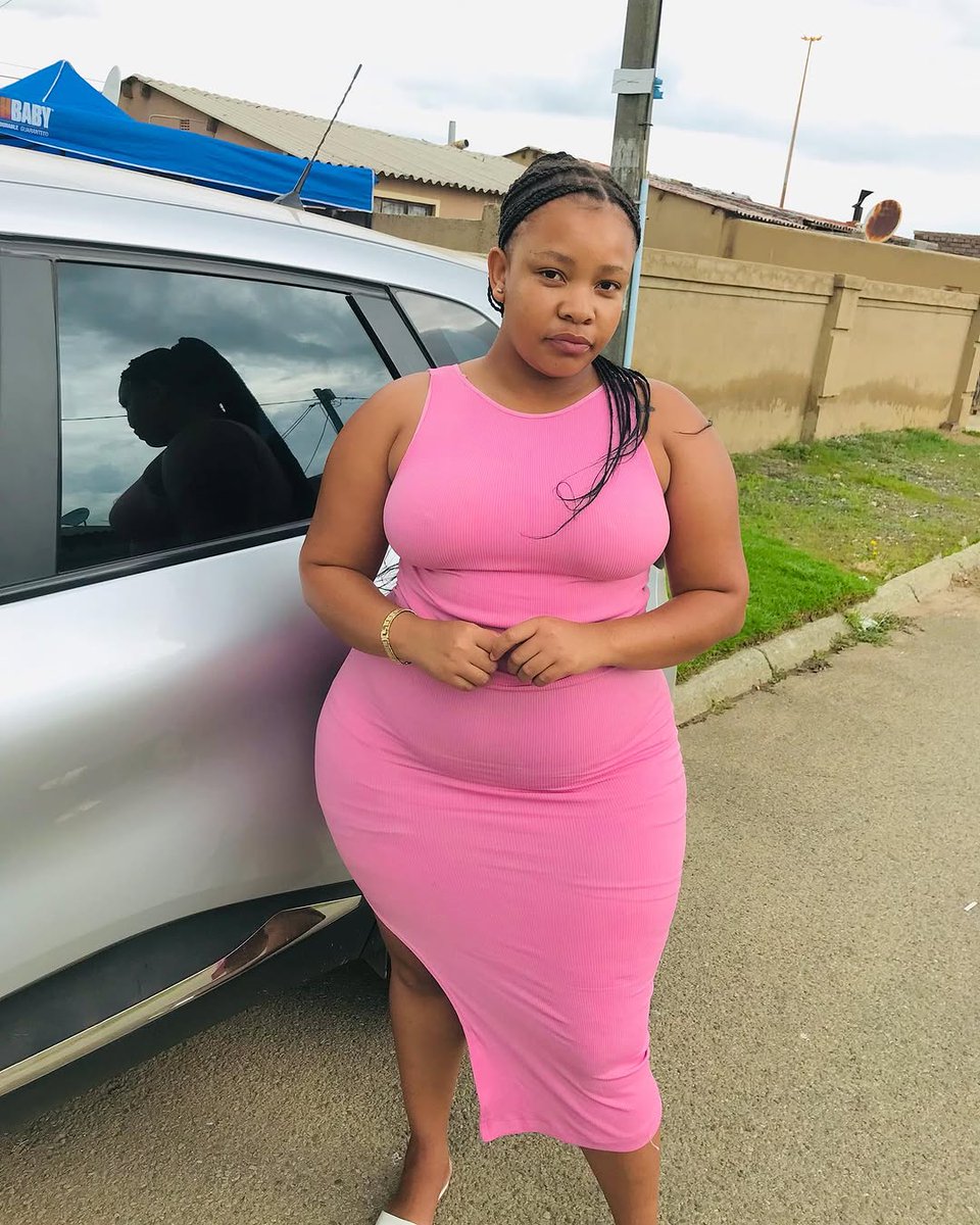 OmhleSiwe26198's tweet photo. Hello nikuphi https://t.co/Q9unr6vb4i