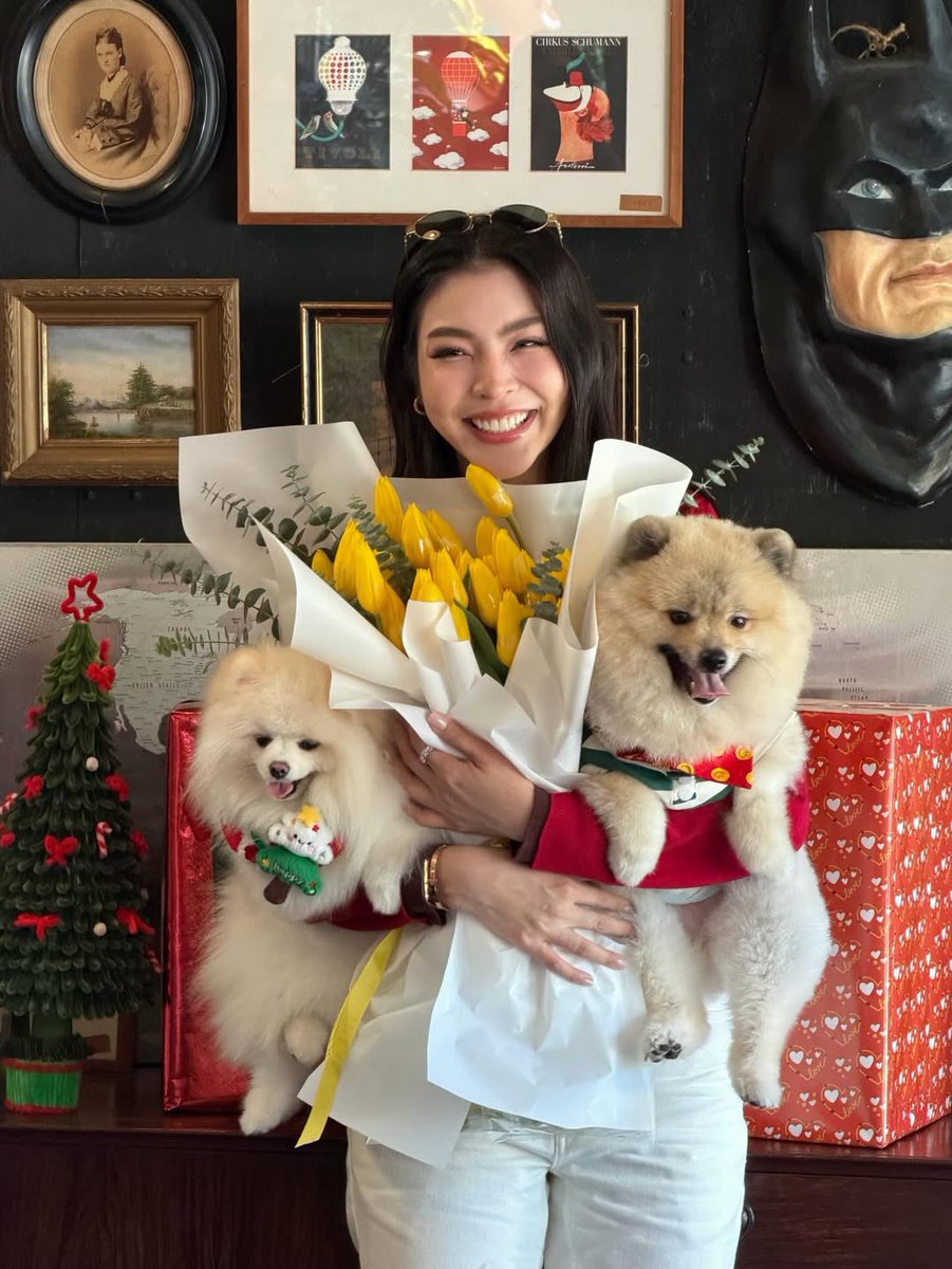 lilyseraa's tweet photo. happiness looks good on faye 🤍 https://t.co/gy5fimLSAi