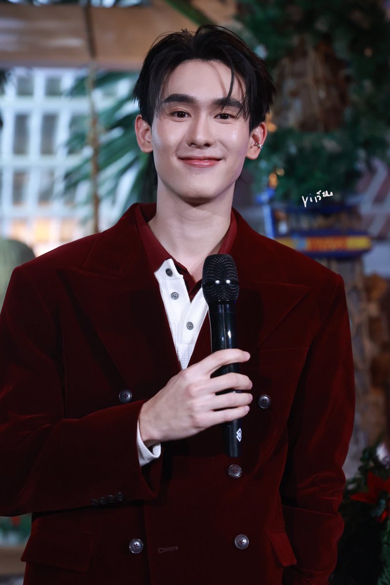 vvvvv_bp's tweet photo. 251225

@kasibook 
🎅🏻🎅🏻

FORCEBOOK XMAS X SAMSUNG 
#SamsungPowerMallXForceBook 
#kasibook https://t.co/fQhNpYa1tZ
