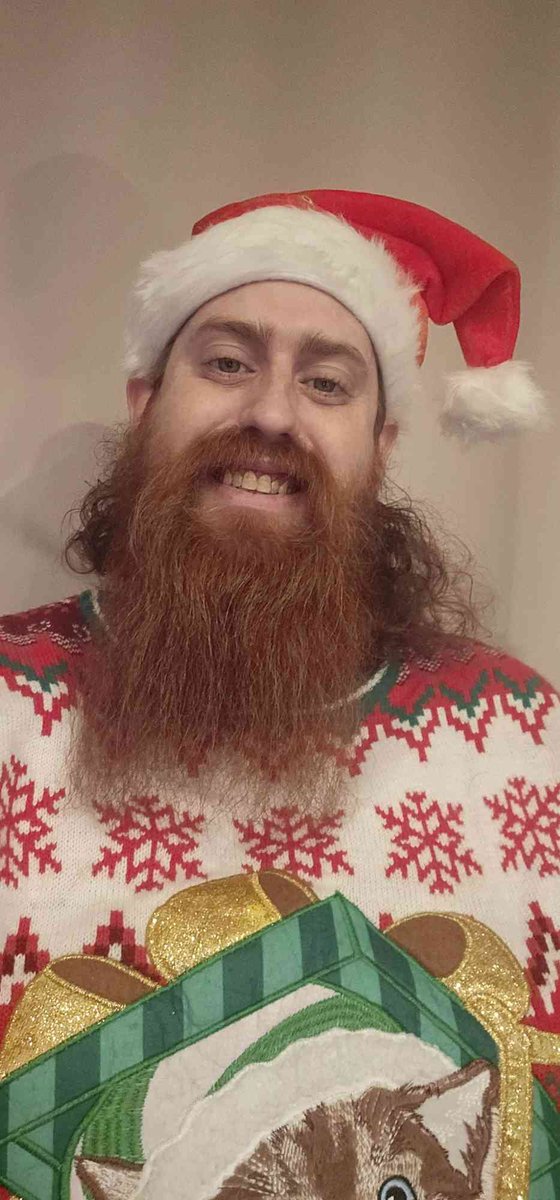smile473x's tweet photo. merry christmas folks. hope your all well. 
if your alone this holliday season and want to hang, stop in the stream. dinner is around 4-5pm EST. we will have a piece of ham for ya. 

MUCH LOVE AND MANNY BLESSINGS 
@KickCommunity 
@kick https://t.co/TKBgVAVuhS