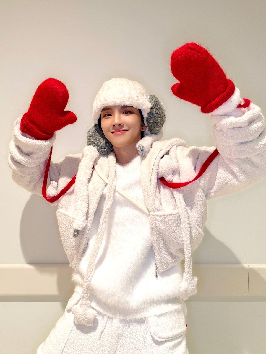 mafav1129's tweet photo. 애깅 수고했어 ☃️🩵 https://t.co/ONMfiBFj5E
