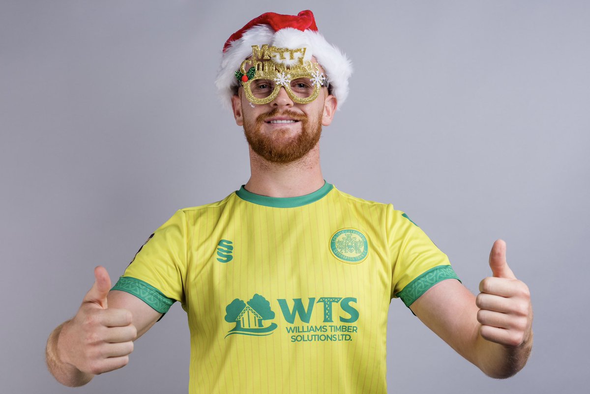 CymruLeagues's tweet photo. IT’S CHRISTMAAAASSSS! 🎅 https://t.co/HpLCgnOkec