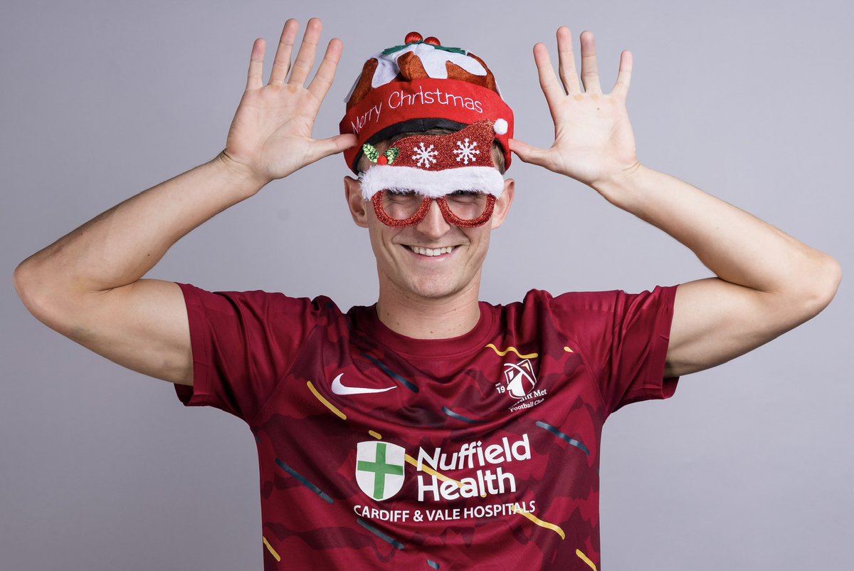 CymruLeagues's tweet photo. IT’S CHRISTMAAAASSSS! 🎅 https://t.co/HpLCgnOkec
