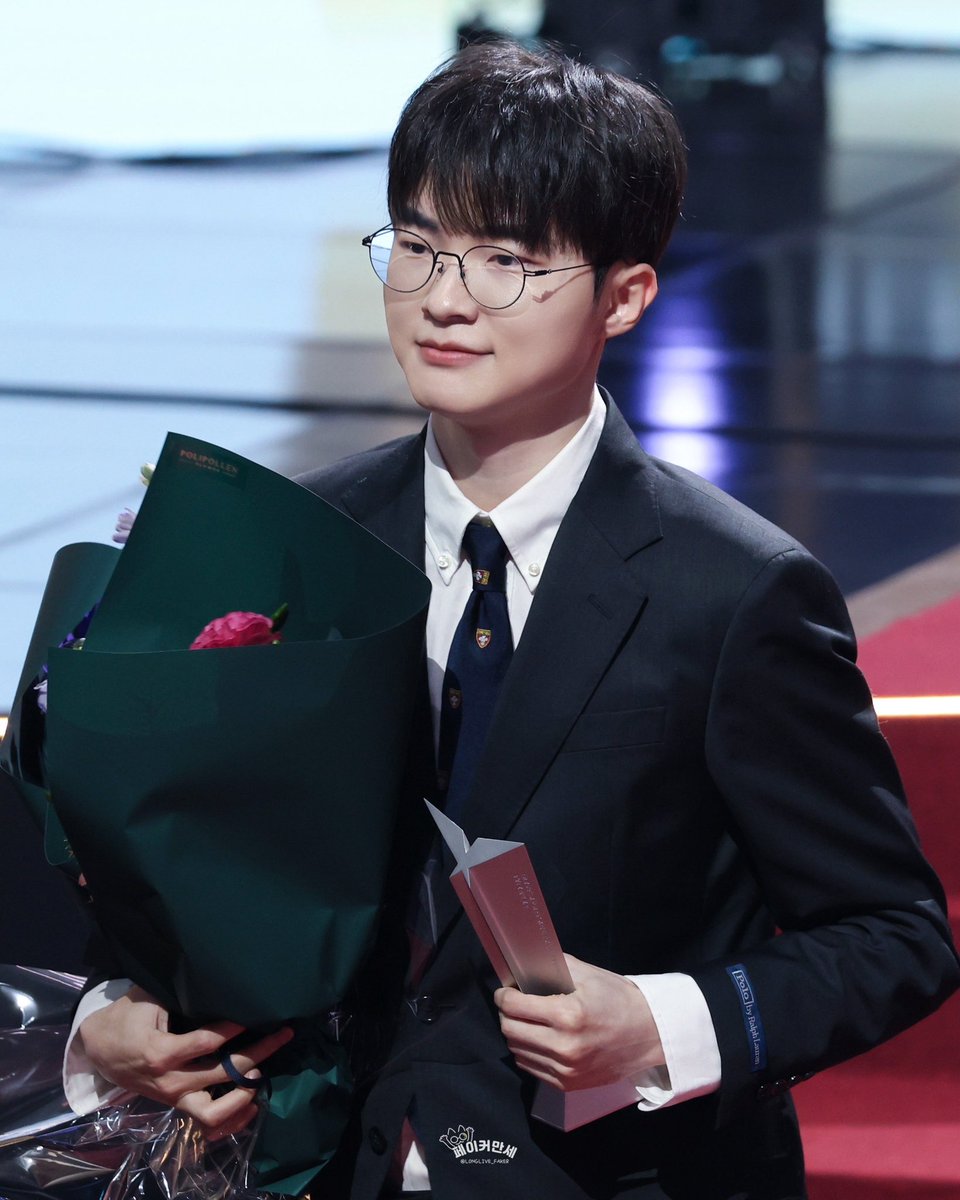 251219

LCK 어워즈

동구리혁🏆🐈‍⬛

#Faker #페이커