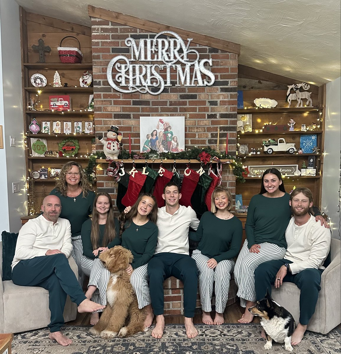 john r evans tweet media