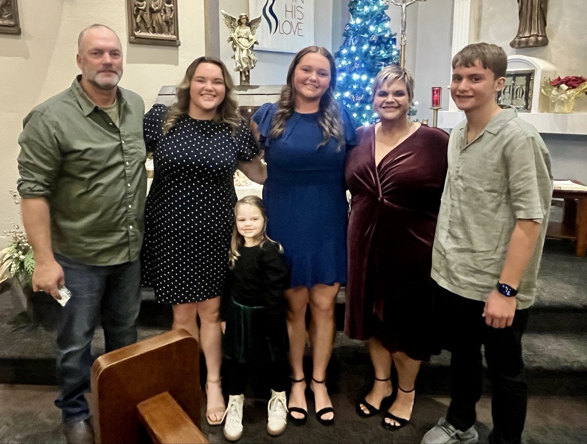 Brooke Cast tweet media