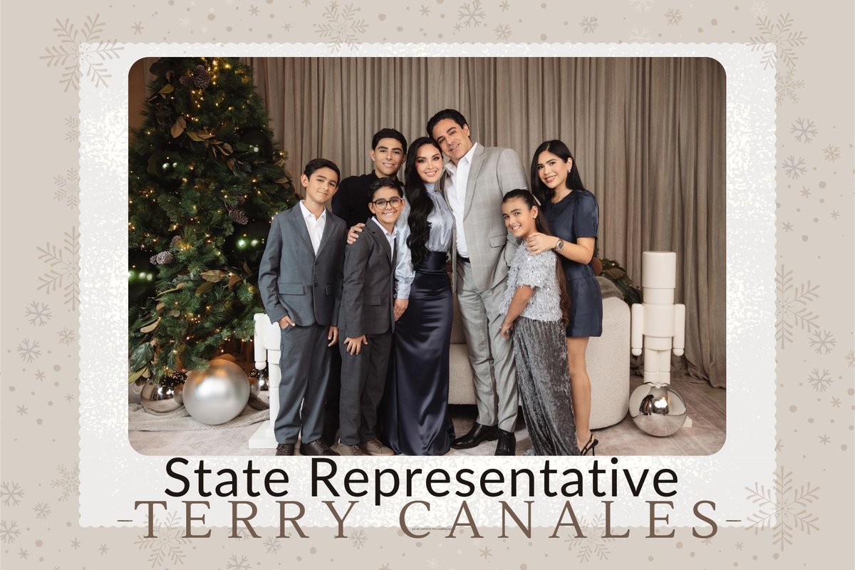 TerryCanales40's tweet photo. May the true spirit of Christmas fill your heart and home with joy, today and into the New Year!
Thanks be to God for his indescribable gift!
2 Corinthians 9:15
#HD40 #MerryChristmas #FelizNavidad #TxLege https://t.co/InhuAlir9C