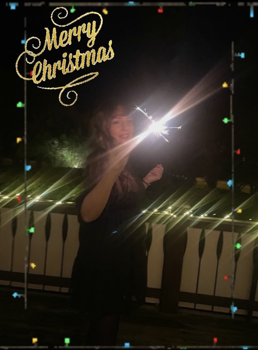 moccacream83's tweet photo. @kumanomi720508 @MarinaSchwei73 @HogaAndrea @Monajenta71 @Ewa53445502 @Limahl_Official @ltm71 @whatisanoddity1 @MikiandLimahl @u1u2jJMkqxT11Qc @ume112111 @2YHDAg5hTp5FmU1 I love the Christmas decorations in Japan🇯🇵 I wanna go there🤩🏃‍♀️‍➡️🛫😄🎄🌟We celebrated Christmas yesterday🇸🇪so today it’s chill day😴📺🛋️🎅We always lit ’tomtebloss’ (Santa’s sparkles) on Christmas Eve✨- they smell like Christmas to me🥰 Have a pleasant holiday All💝 https://t.co/Ky3Ioj2qr2