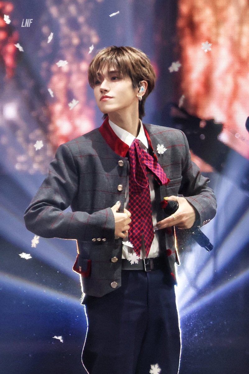 251225

#보이넥스트도어 #리우 
#BOYNEXTDOOR #RIWOO