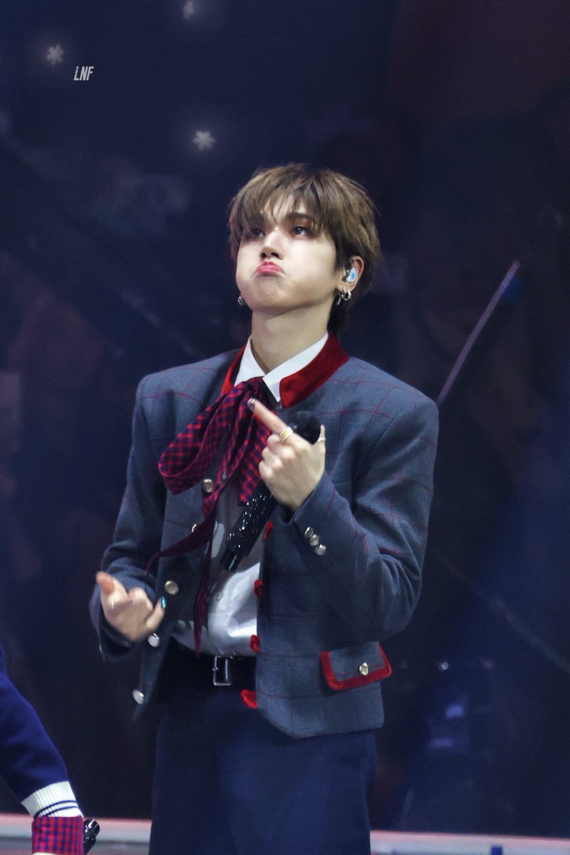 251225
❄️

#보이넥스트도어 #리우 
#BOYNEXTDOOR #RIWOO