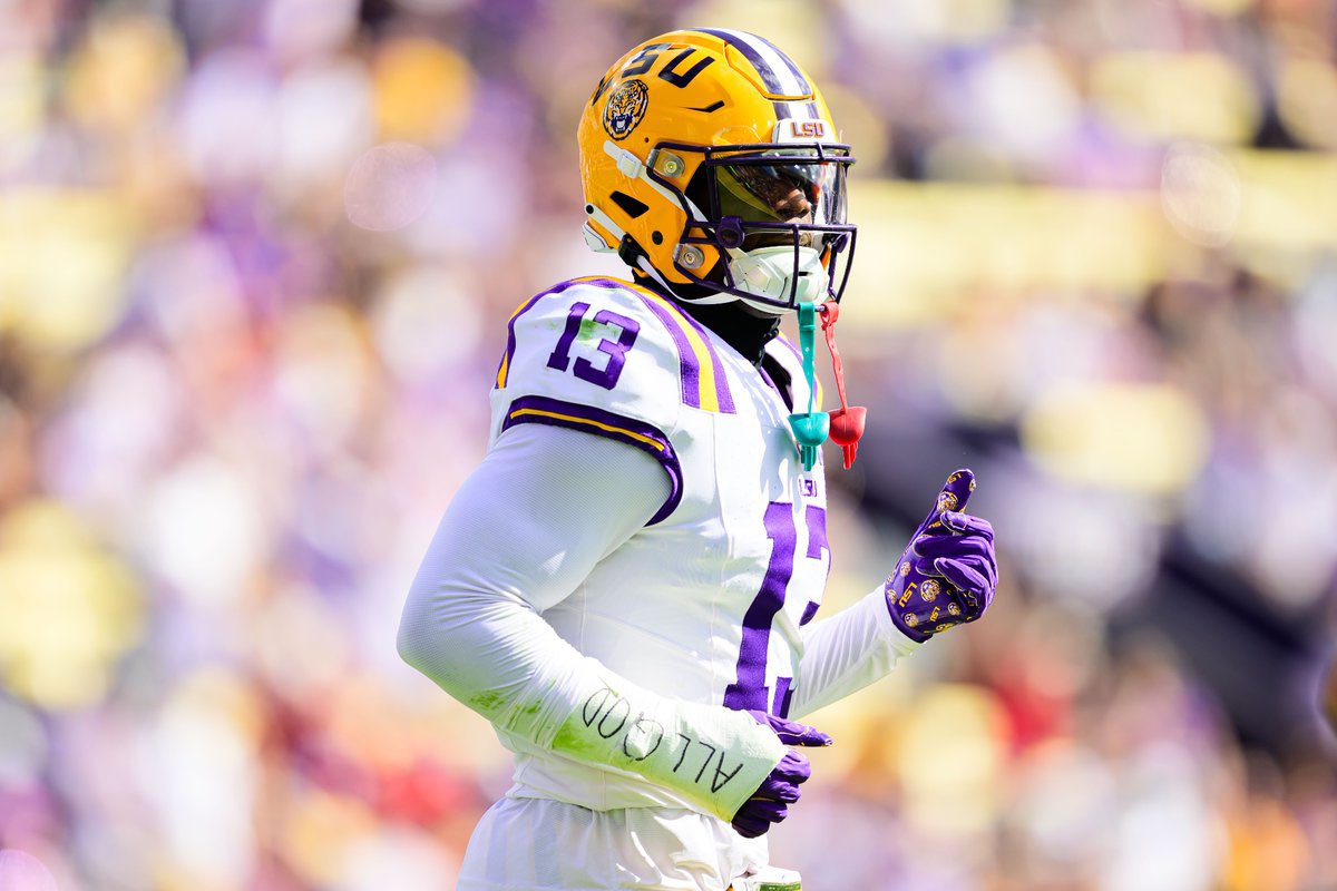 twosuh's tweet image. Certified playmaker. Some of the best safety play we’ve seen at LSU in the last few years, and a Top 3 safety and next year’s draft. Ball out in the league #13