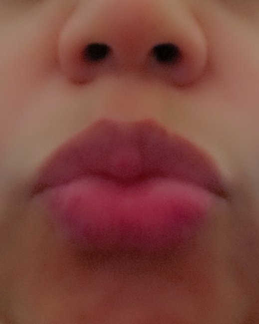 Feliz navidad 🎄 un mega besos dónde quieran, que el niño Jesús le haya traído cosas ricas, deliciosas y les hayan dado su Noche Buena...
Yo me porte muy mal y no me dieron nada 😞