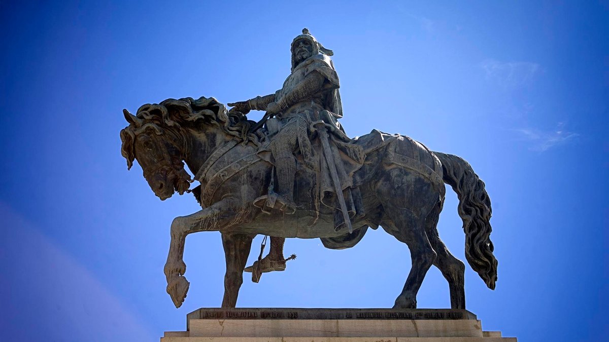 🤴#València recordarà el llegat del rei Jaume I al llarg de tot el 2026.

La ciutat retrà homenatge al monarca amb motiu del 750 aniversari de la seua mort, posant en valor la seua importància històrica📜.

A més s'incorporarà la seua 👑figura a activitats culturals i educatives.