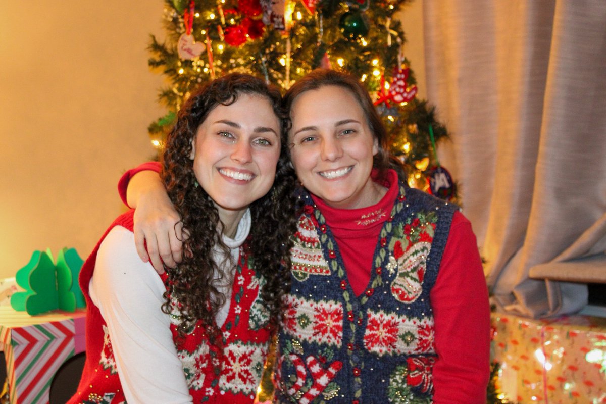 MegCosti's tweet photo. Merry Christmas! https://t.co/u2aM3grN63