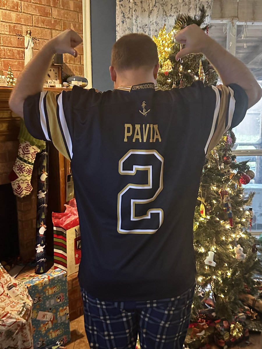 Arlyn ⚓️⬇️ tweet media