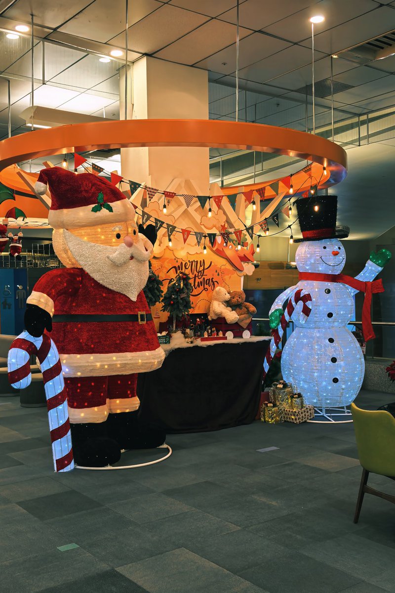 ipgrb4's tweet image. 타이베이의 크리스마스 분위기를 공유할게요❄️🎁🏑