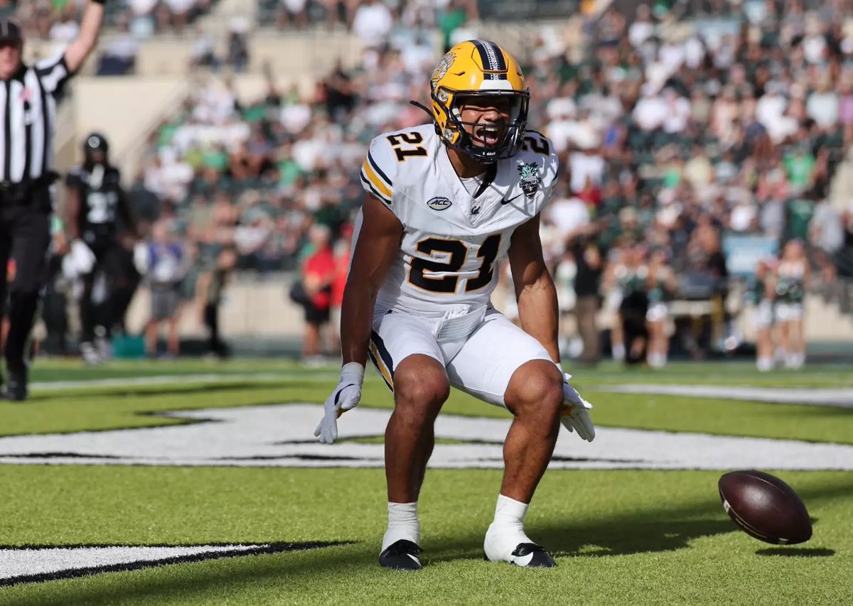 Girl Father tweet media