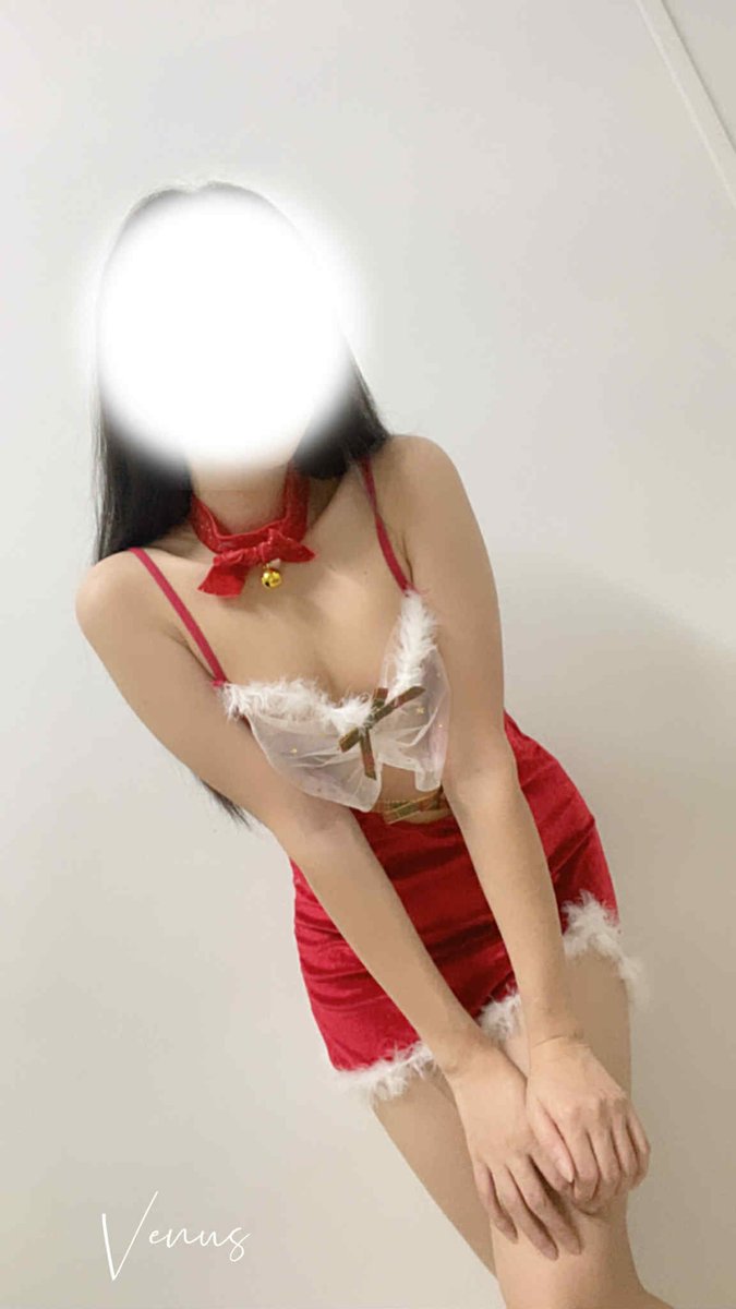 Merry Christmas ka 🎅🏻🤶🏻🎄🎁❄️✨

เป็นแซนตี้แล้วอยากได้ซานต้าแบบดุๆ ดุๆ