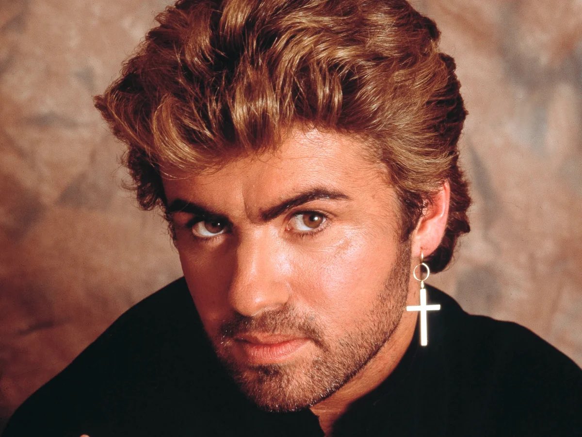 PopBase's tweet image. 9 years ago, the iconic George Michael passed away on Christmas Day.