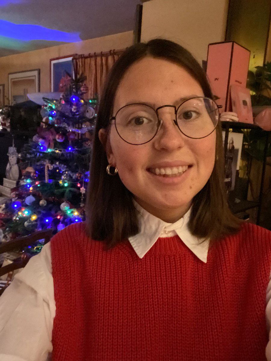 HastingRO's tweet image. merry xmas 
✨