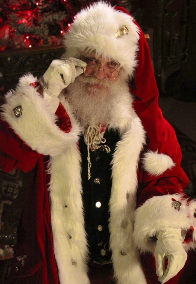 HalalNation_'s tweet image. As Muslims, We Believe Christmas Is A Pagan Holiday 🎄 🎅🏻