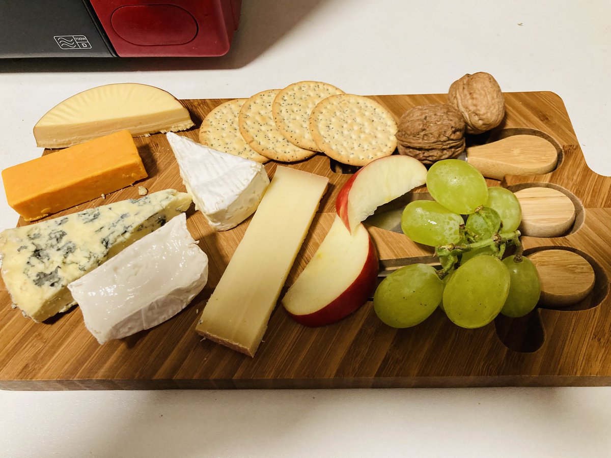 booksandwine76's tweet image. Cheese board for one