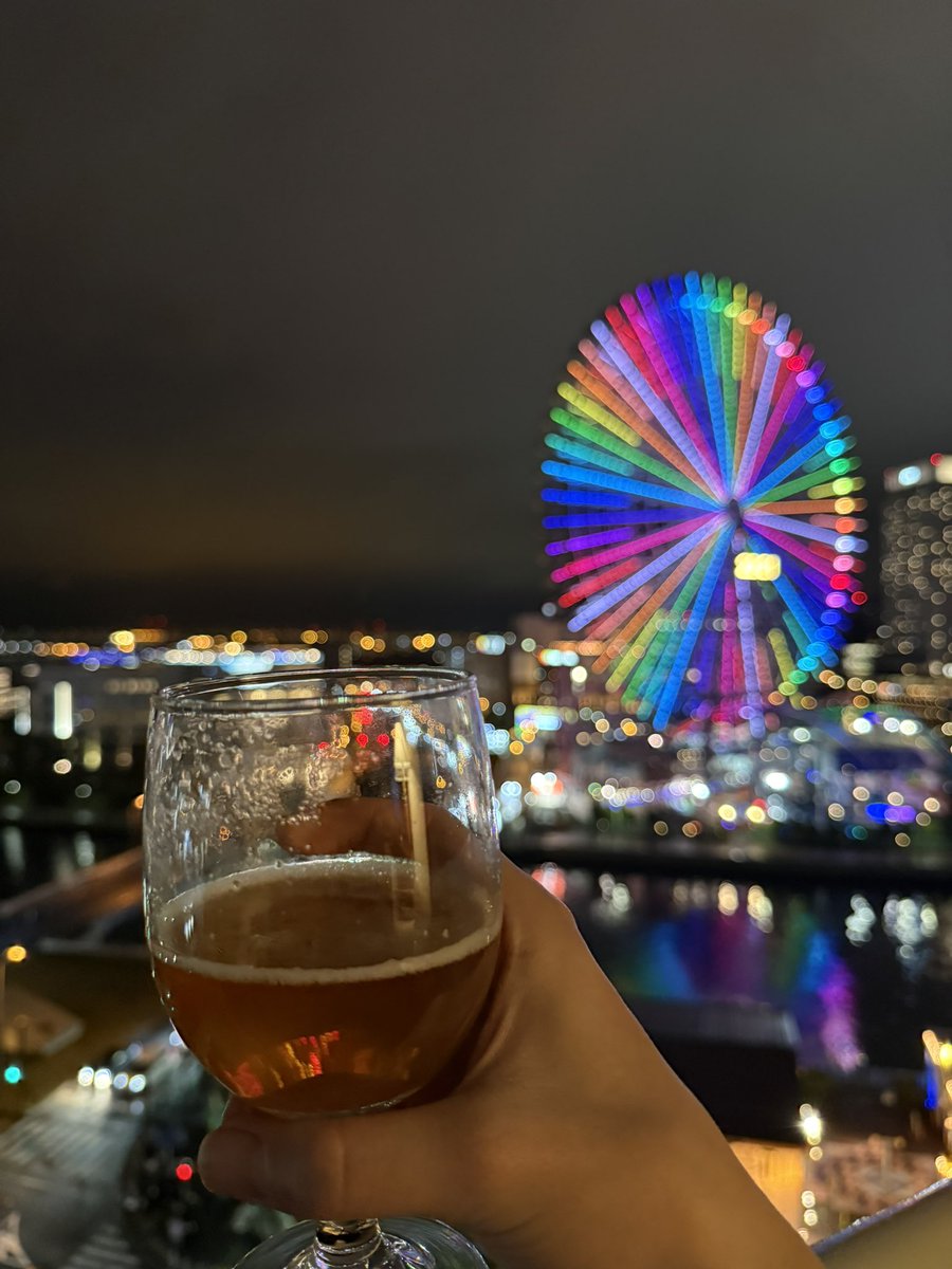 doppelfox's tweet photo. メリクリ https://t.co/mzIjng6P9w