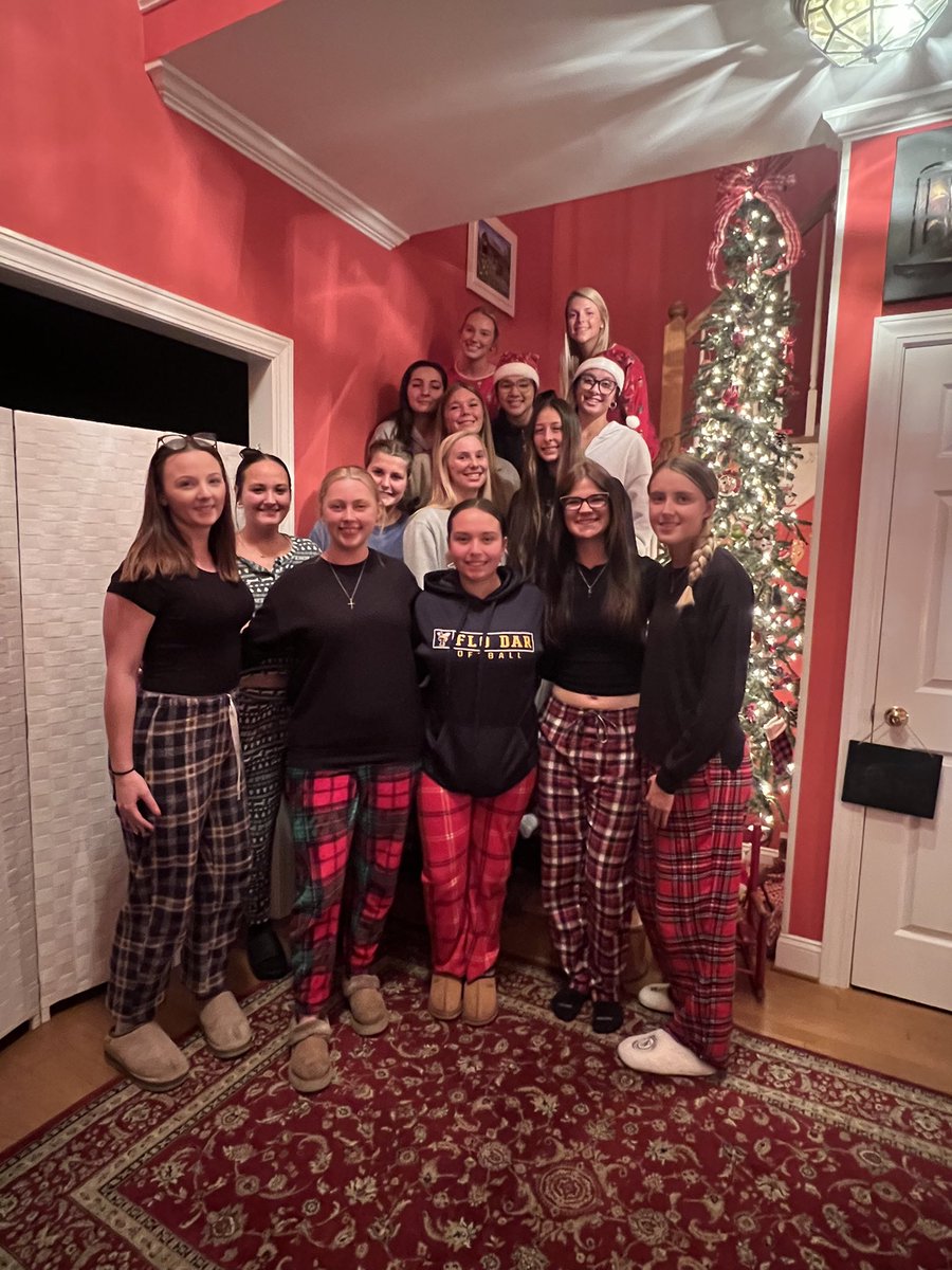 FDTC Softball tweet media