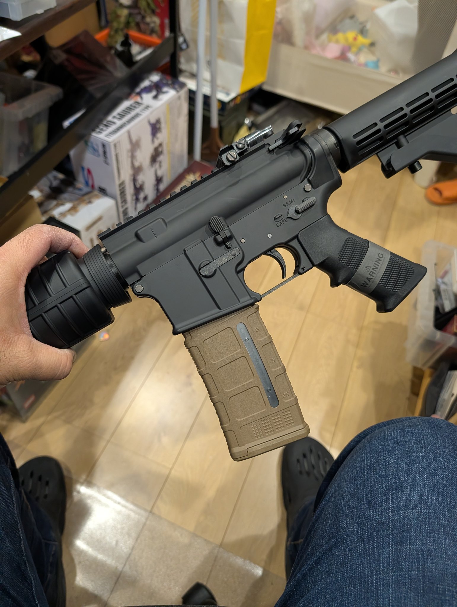 G9B5iBKaoAAGe8A.jpg:large
