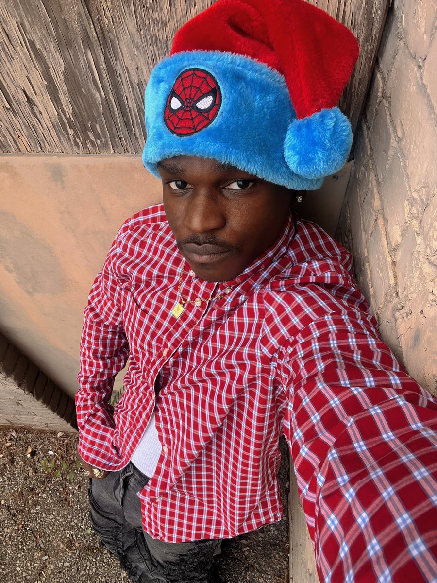 igant118o's tweet image. My Spidey Sense is jingling.