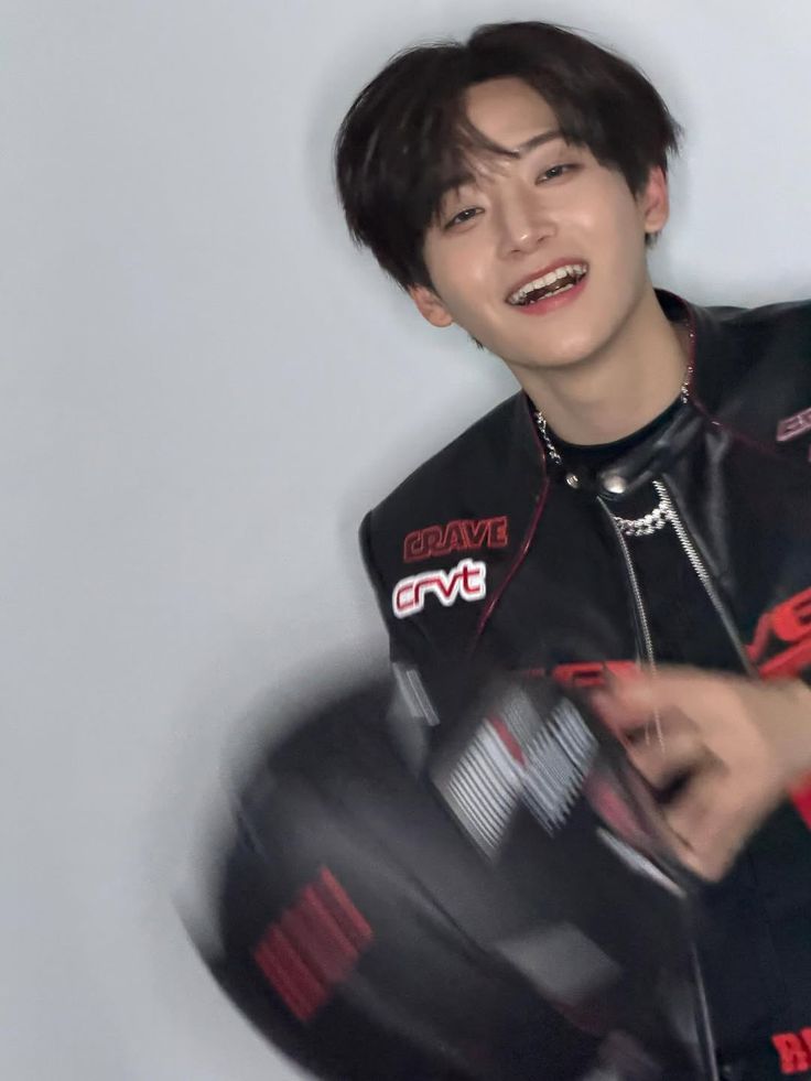 “Oh, that the helmet guy!”, they shouted. A silhouette wrapped in steel and silence then the helmet falls away. And the moment softens, showing a side no one expected, a different kind of gravity.