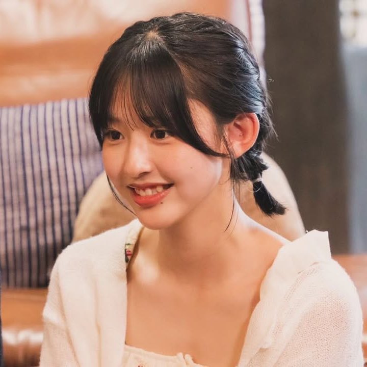 crying4money_'s tweet photo. わかる。まじで元々可愛かった子が髪型やメイク、歯並び変えると破壊力抜群の爆美女になる。元から可愛いのにさらに可愛くなられると必死に整形してるワイ、絶望 https://t.co/rZ21Bjj60B