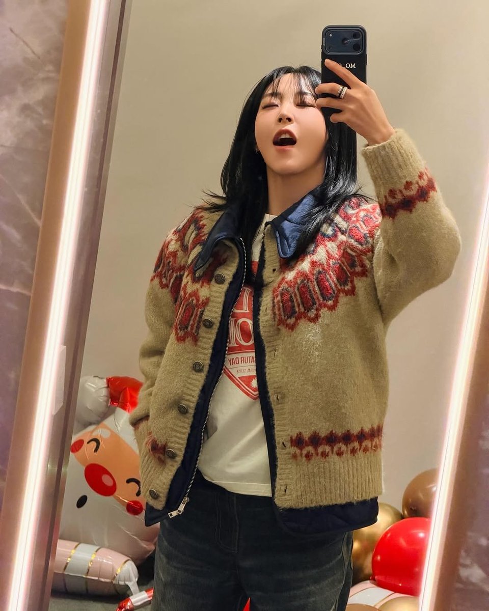narano_om's tweet photo. 진자기엽다 https://t.co/hi7OJdxTUw