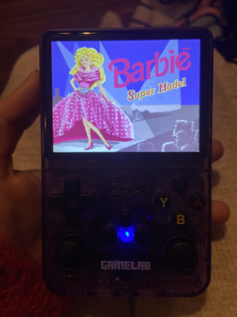 ash (@dykevill) on Twitter photo 