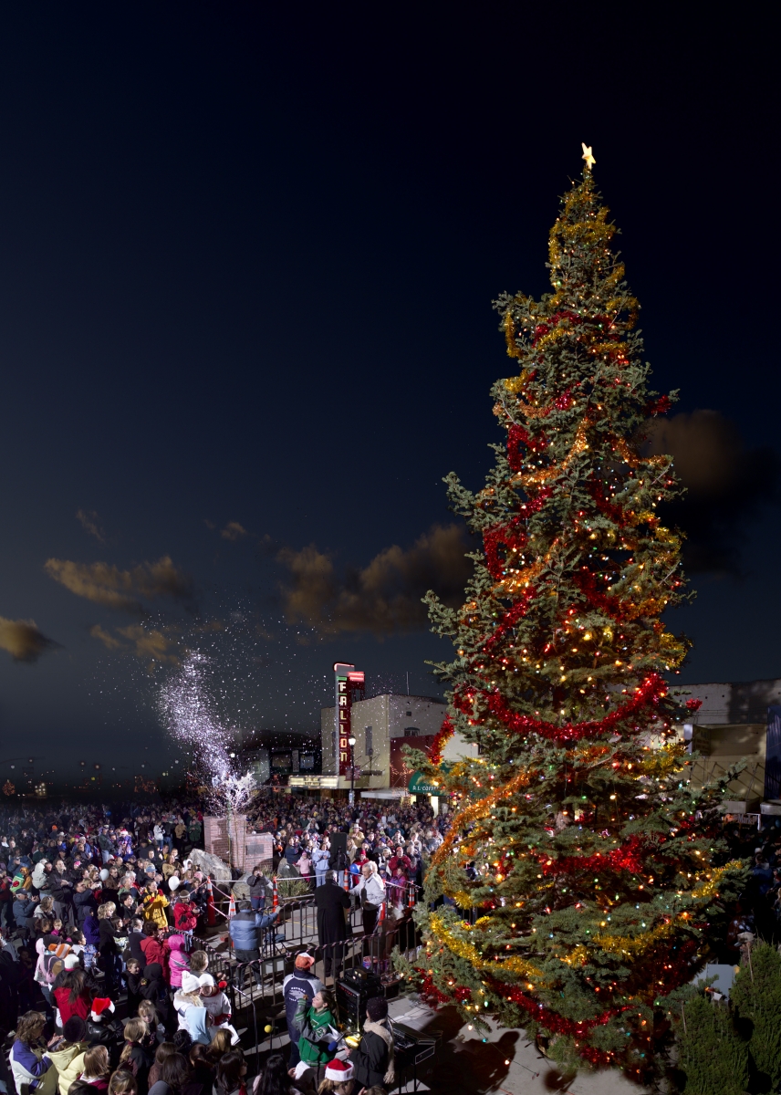 VisitFallon's tweet photo. Merry Christmas from all of us in Fallon! Whether youโre cozying up by the fire or exploring the great outdoors, we hope your season is merry and bright. โจ
#visitfallon #fallonnevada #travelnevada https://t.co/iemPSKZsQv
