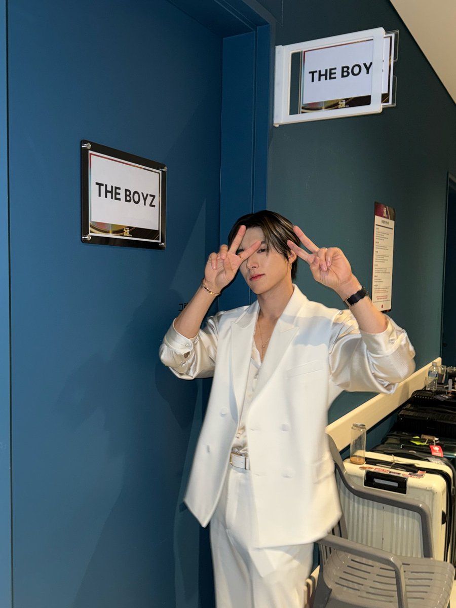 bex 🥚 tweet media