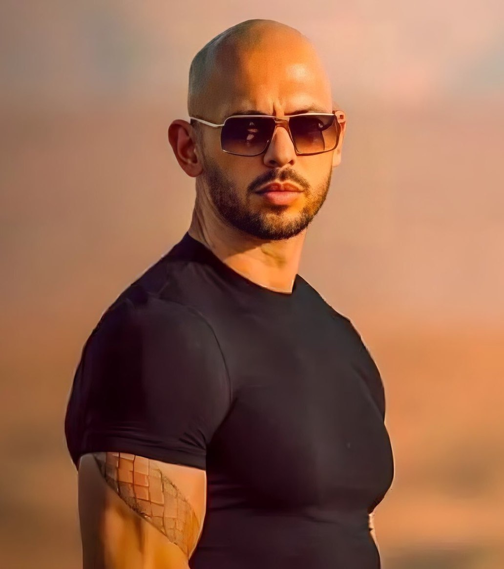 CryptoNewsHntrs's tweet image. ANDREW TATE: "ANYONE WHO SELLS THEIR BITCOIN, OR EVEN TRADES IT TO MAKE A FEW DOLLARS, IS A MORON."

#Bitcoin #Crypto #AndrewTate #WorldNews #CryptoMarket