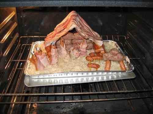 proper_tees's tweet photo. Such a special time of year. #meatnativity https://t.co/CiOjW0JCxC