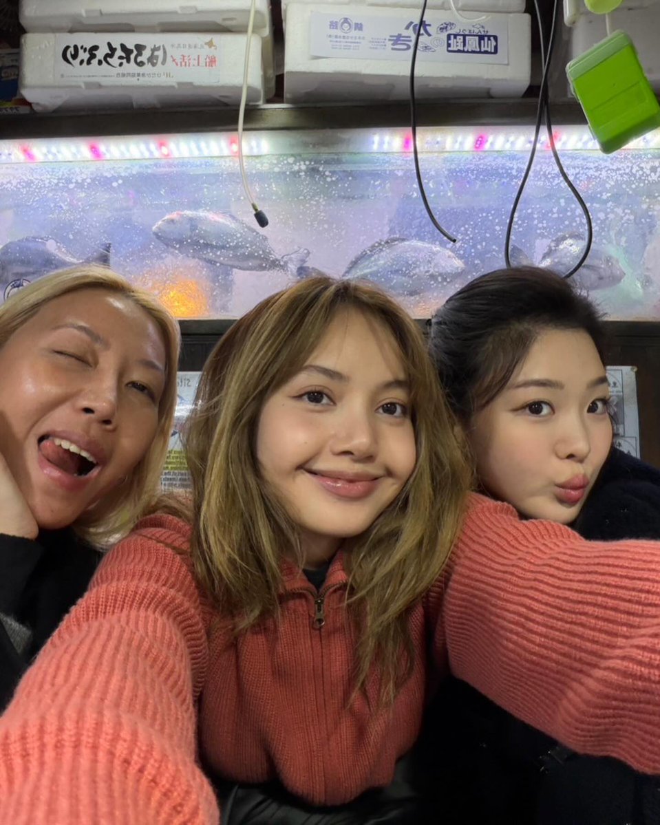 yk2aii's tweet image. LLOUD FAMILY