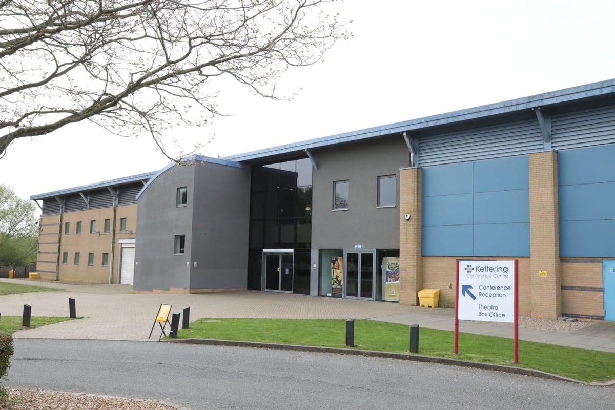 EPICLAN's tweet image. found the entire KCC under my tree this morning
thanks santa xoxo