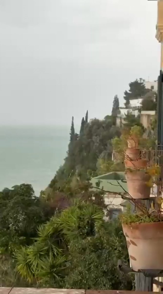 Meteoroby tweet media