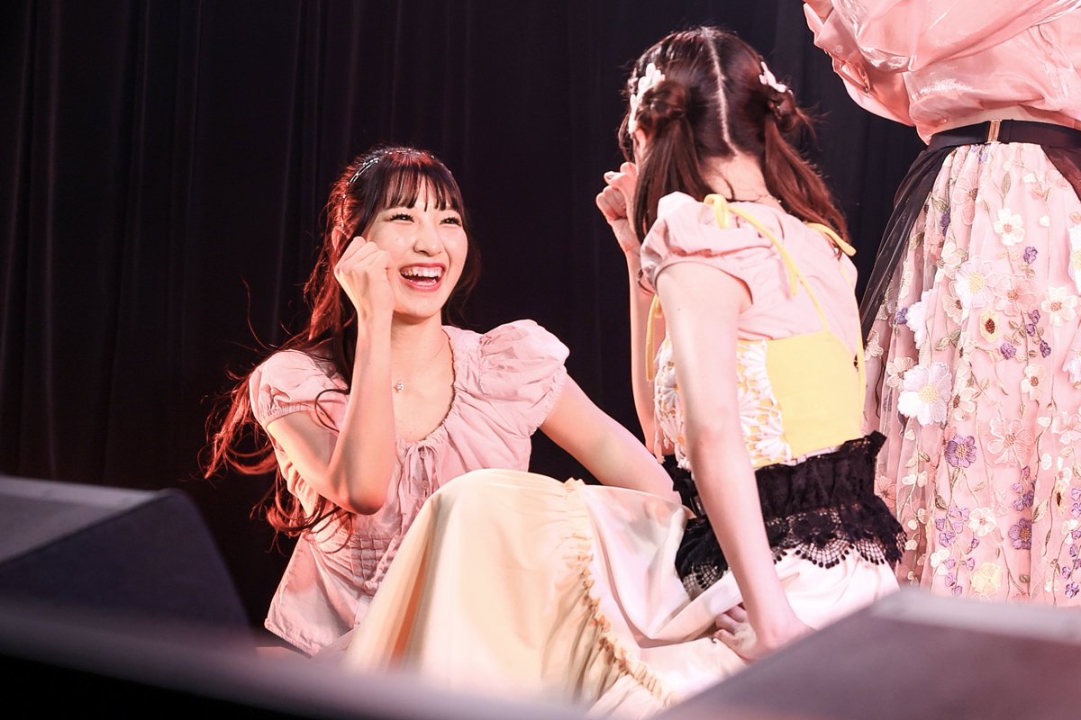 _2blue_rose8_'s tweet photo. りりさんと絡んだりアイコンタクト取る部分がとっても多くて、その時のあゆむちゃんが楽しそうすぎてだいすき☺️💕

#pvwonderland #PVW_now
#popnjam #Popnjam_now
@ayumu__mm https://t.co/NZCE8SKhte