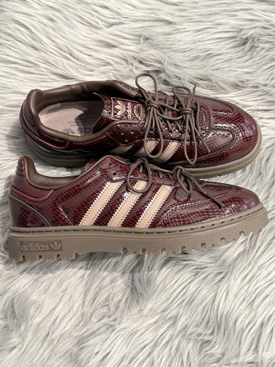 adidas gazelle silver green womens Adidas Samba OG 'Rhinestone'  DTLR