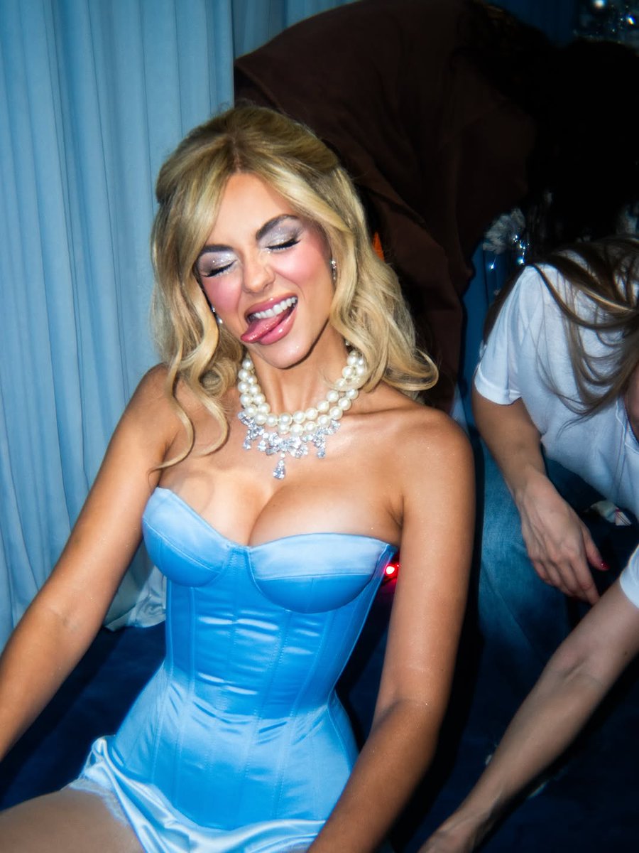 vicjusticestar's tweet image. Crazy Girl 🤣💙

@VictoriaJustice