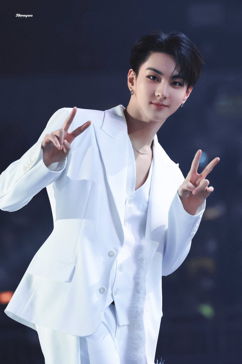 HoneyseaJW's tweet image. 251225 SBS

#정원 #JUNGWON
#엔하이픈 #ENHYPEN #ジョンウォン