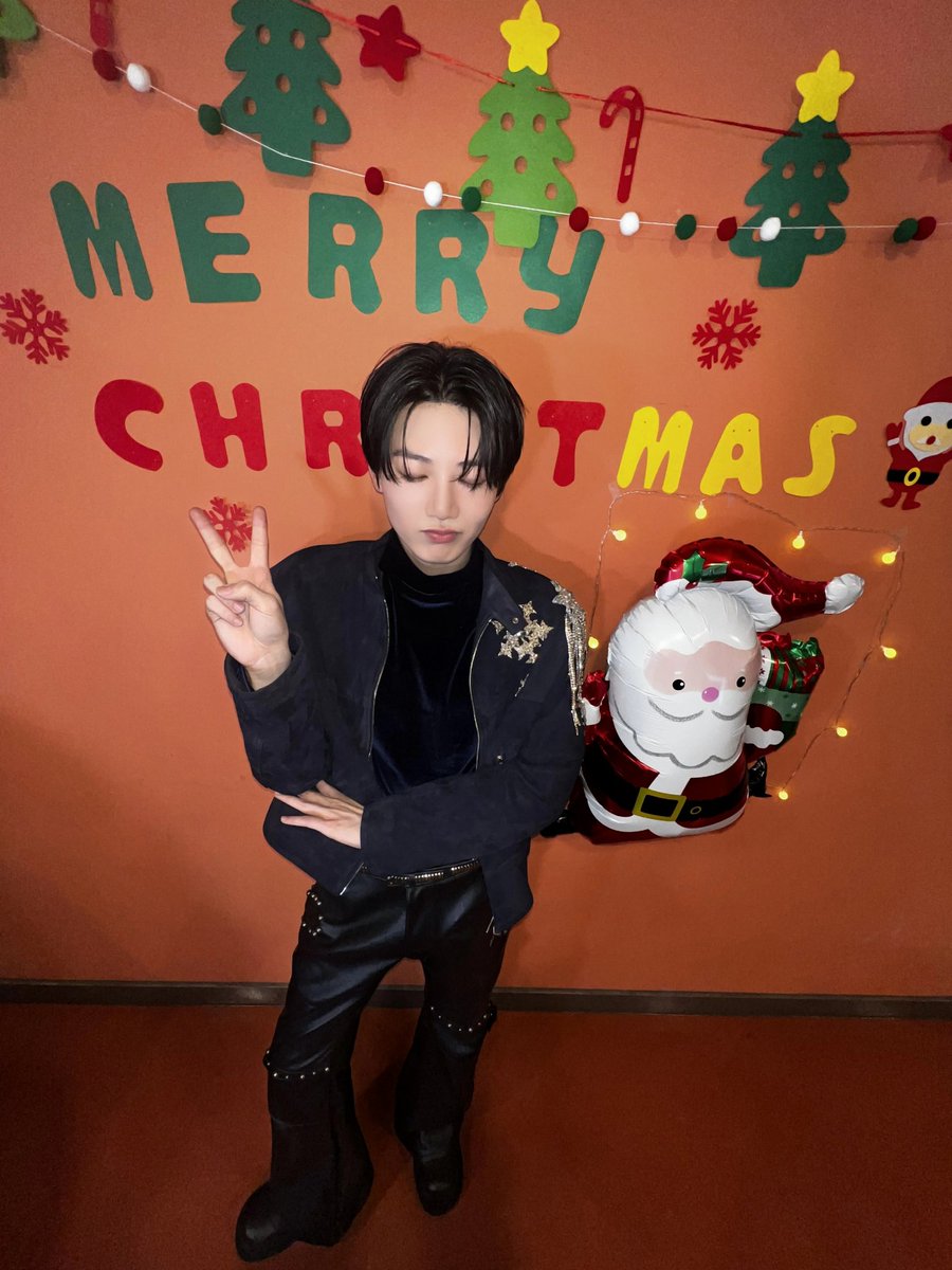 🎅🏻🎄❤️🫶🏻