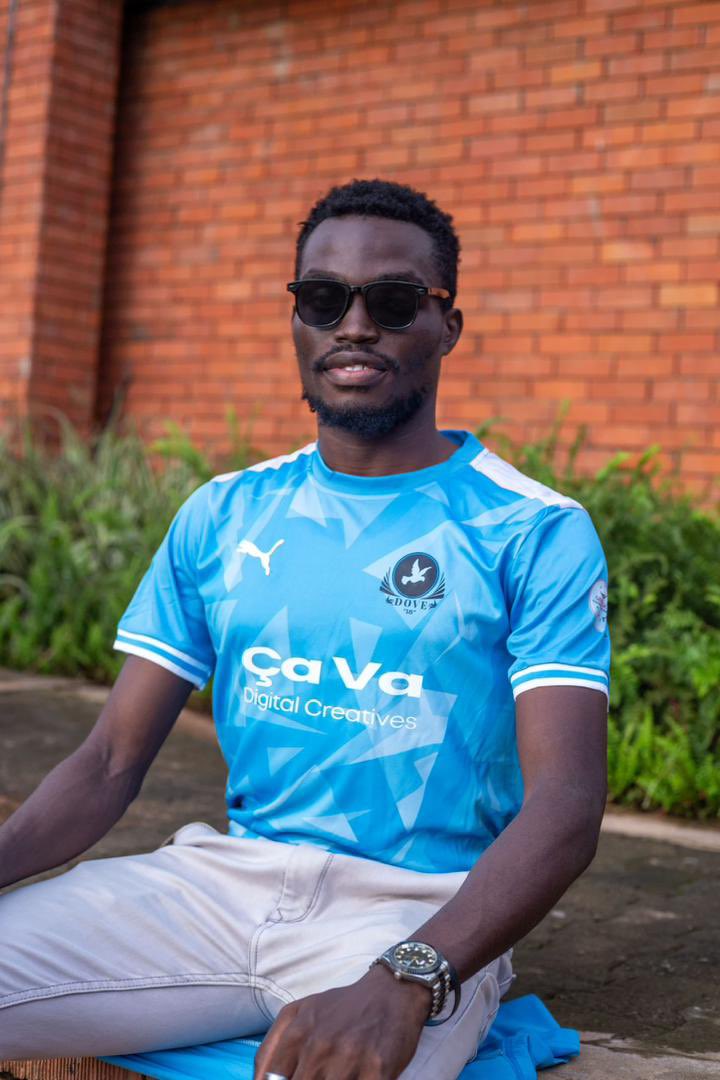 DOVE18🕊️🕊️ FC tweet media