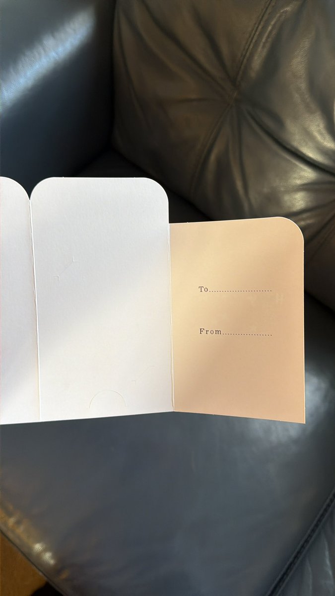 DecUTD_'s tweet image. Thanks for the lovely message Nan ❤️